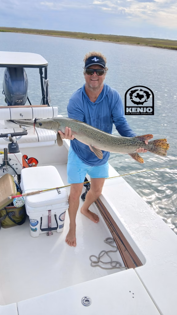 alligator, gar, port aransas, fly fish, guide, Kenjo, redfish, big, fly, 